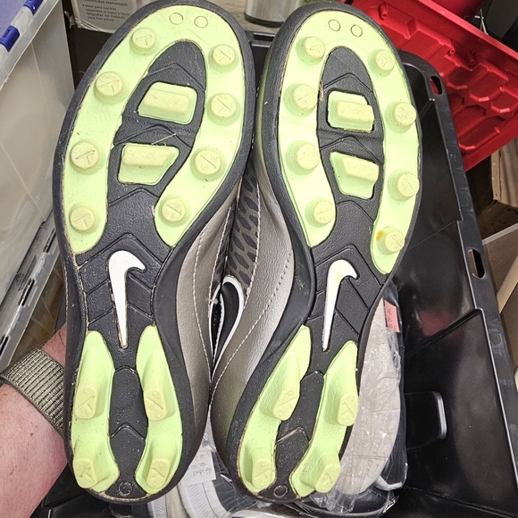 Nike Youth Soccer Cleats Size 3.5Y 651551- 010 Magista - Picture 8 of 8